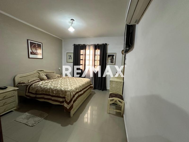 En Venta Casa o TownHouse SECTOR BRISAMAR PUERTA MARAVEN