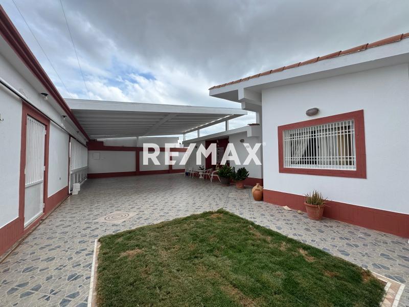 En Venta Casa o TownHouse Puerta Maraven, Cardón, Falcón, 4154, VEN
