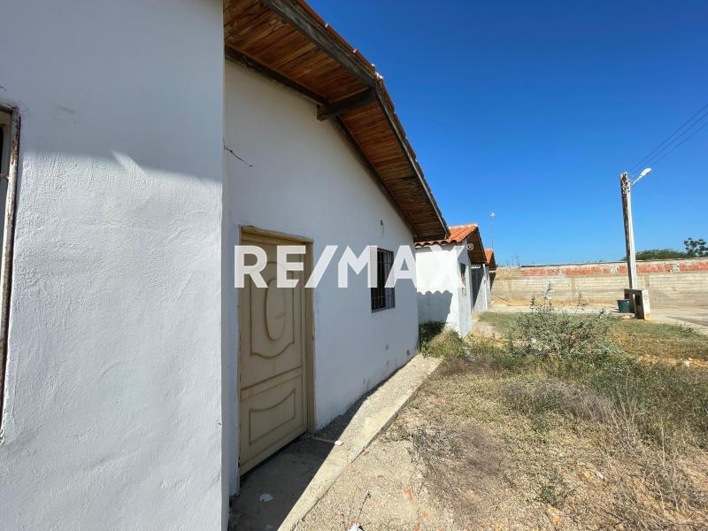 En Venta Casa o TownHouse Guanadito Sur, Municipio Los Taques