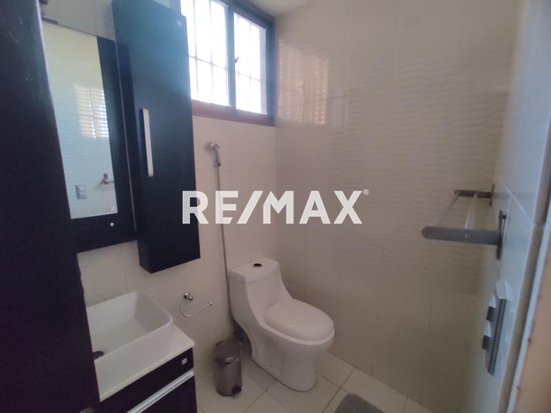 En Venta Apartamento Edificio los claveles