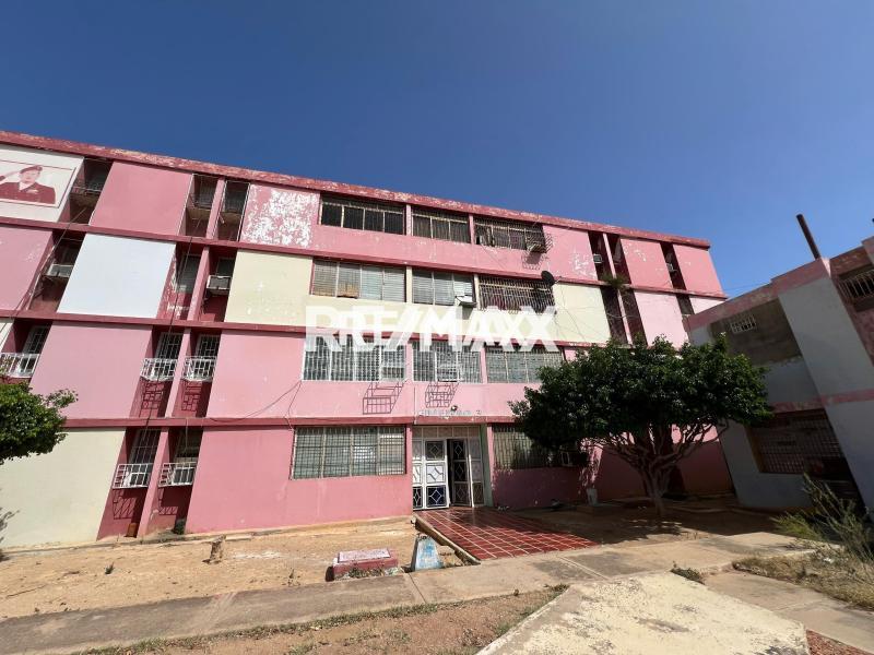 En Venta Apartamento Edificio conjunto residencial las Cumaraguas Sector Bella Vista