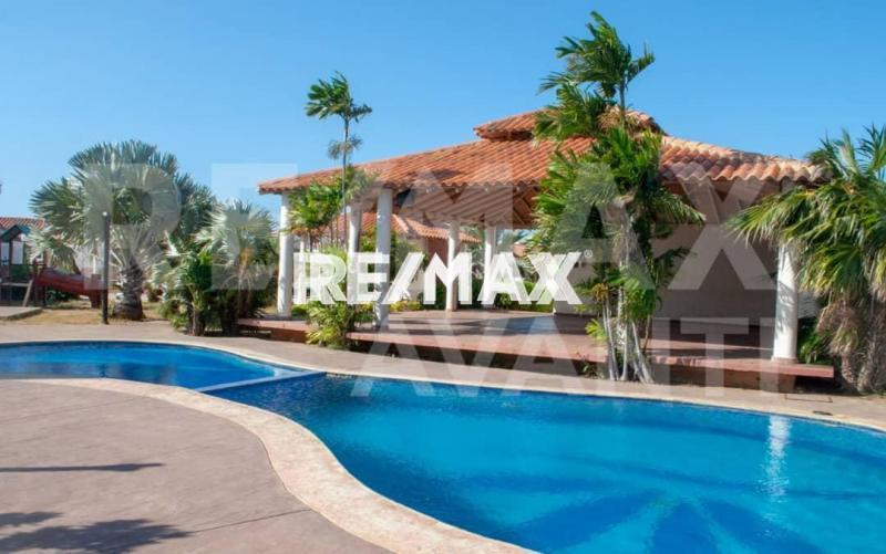 En Venta Casa o TownHouse CASACOIMA VILLAGE