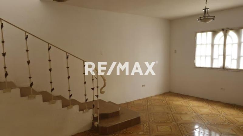 En Venta Casa o TownHouse Urb Casacoima. Punto Fijo, Edo Falcon