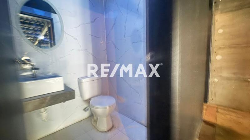 En Alquiler Local Comercial Avenida General Pelayo, Puerta Maraven, Cardón, Falcón, 4154, VEN