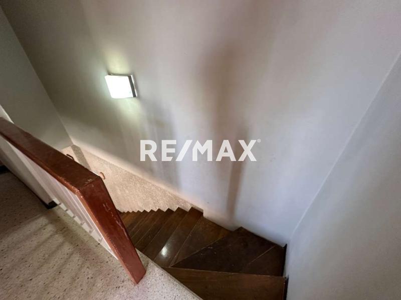 En Alquiler Apartamento Av 1 Zarabon