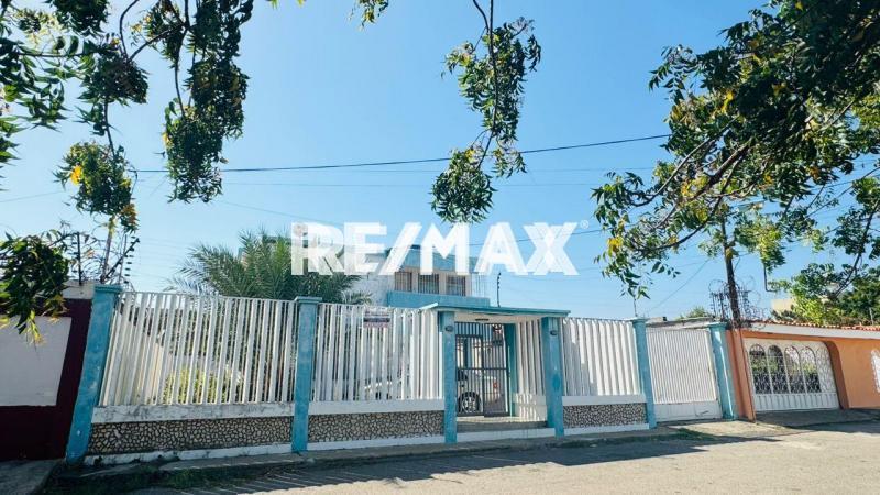 En Venta Casa o TownHouse Caja de Agua, Punto Fijo, Falcón, 4102, VEN