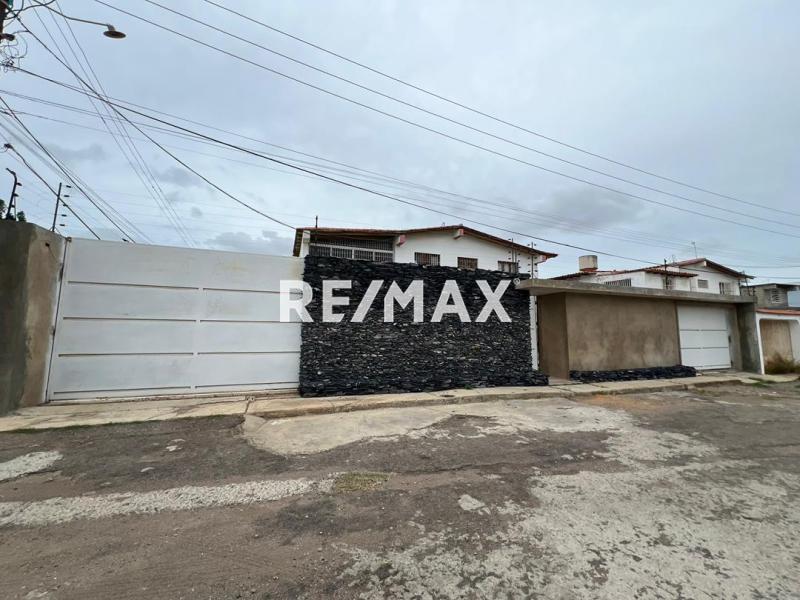 En Venta Casa o TownHouse Urbanización Santa Fe, Conjunto Residencial Los Médanos