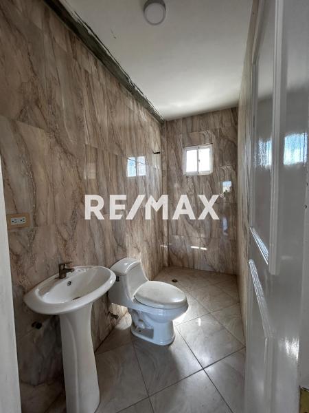 En Venta Casa o TownHouse Urbanización Santa Fe, Conjunto Residencial Los Médanos