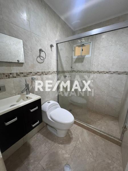 En Alquiler Casa o TownHouse Puerta Maraven, Punto Fijo, Estado Falcon, Carirubana VEN