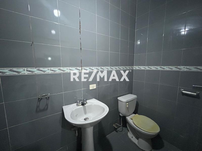 En Alquiler Casa o TownHouse Puerta Maraven, Punto Fijo, Estado Falcon, Carirubana VEN