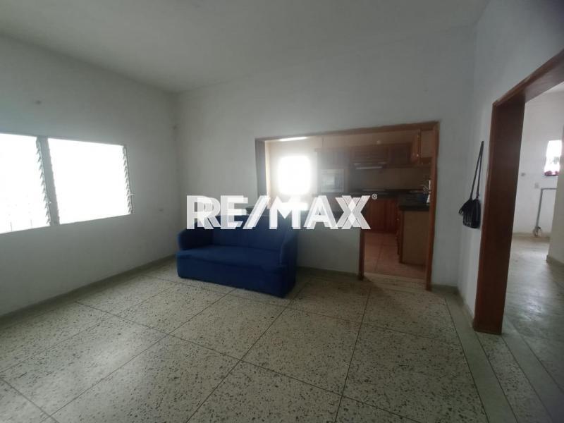 En Venta Edificio Centro de Punto Fijo.