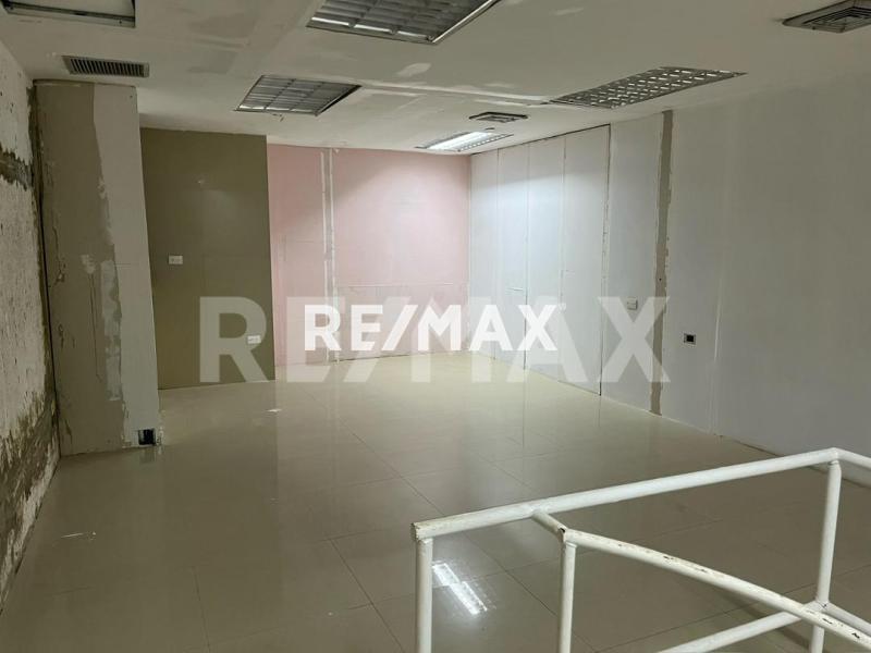 En Alquiler Local Comercial Local Sambil Paraguana