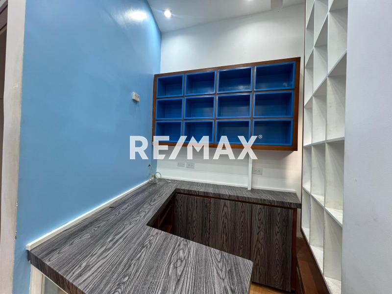 En Alquiler Local Comercial Local Sambil Paraguana