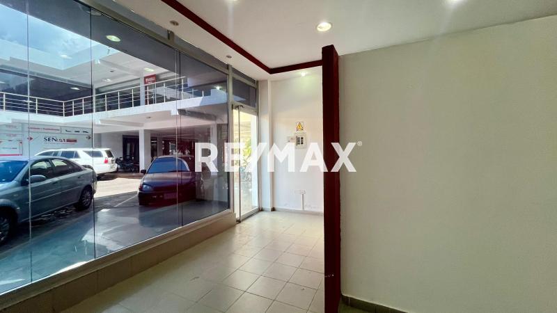 En Alquiler Local Comercial Local Sambil Paraguana