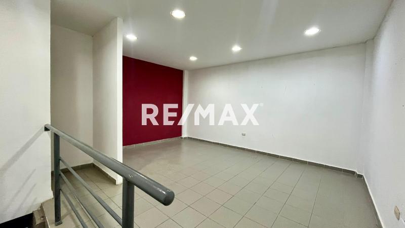 En Alquiler Local Comercial Local Sambil Paraguana