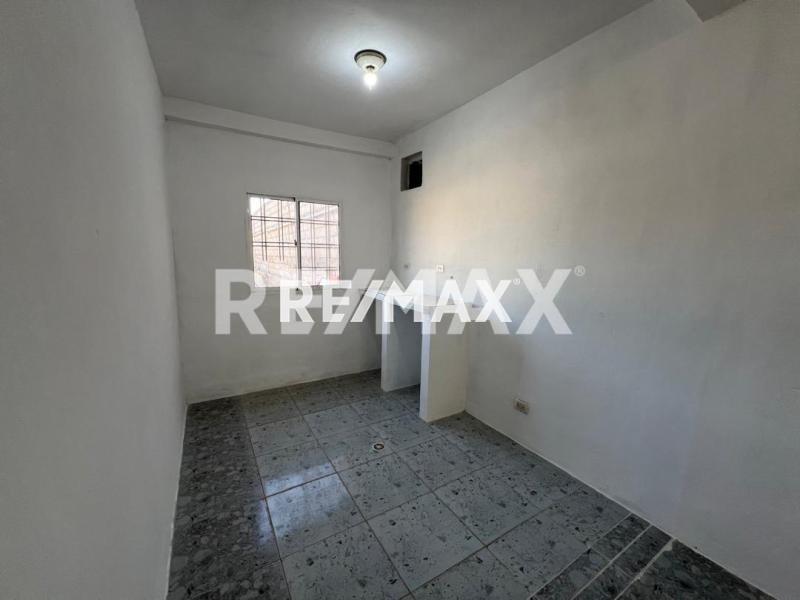 En Alquiler Local Industrial y Galpón Sector Cujicana . Punto Fijo . Edo Falcon