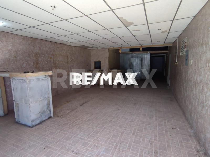 En Venta Terreno y Parcela Centro de Punto Fijo.