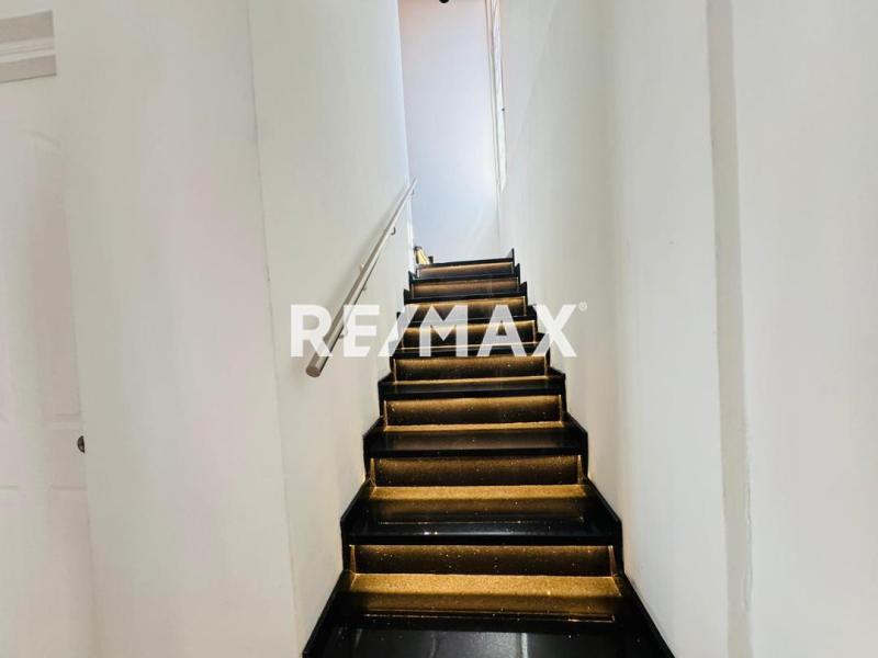 En Venta Casa o TownHouse Avenida 14, Cardón, Falcón, 4154, VEN