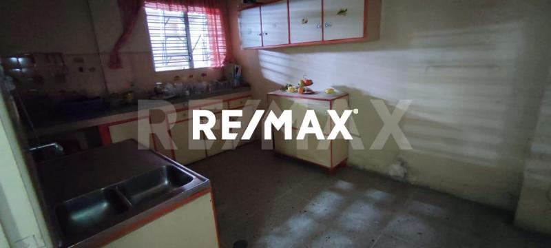 En Venta Edificio Centro de Punto Fijo