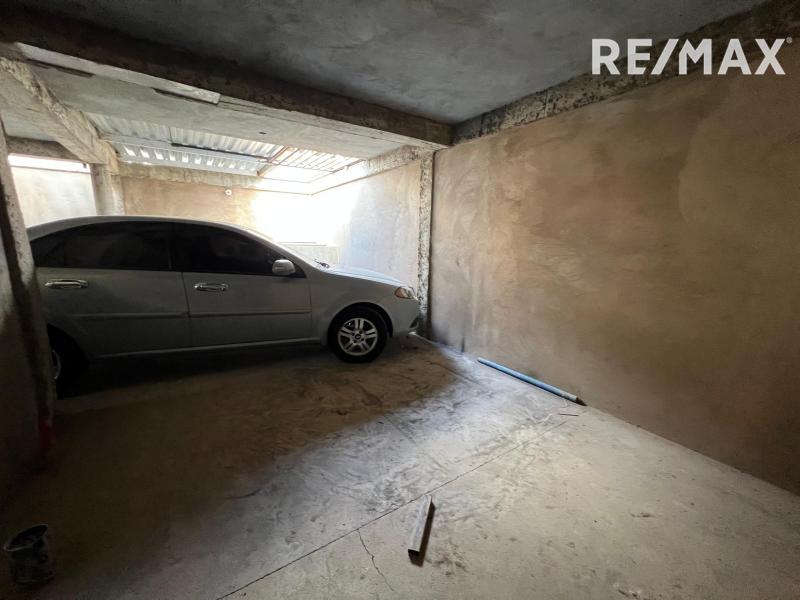 En Venta Casa o TownHouse CALLE LOS CHAGUARAMOS SECTOR PARCELAMIENTO BELLA VISTA