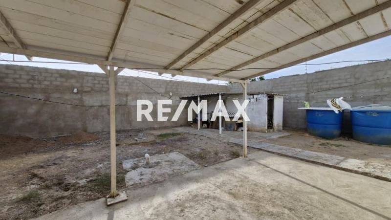 En Venta Casa o TownHouse CALLE LOS CHAGUARAMOS SECTOR PARCELAMIENTO BELLA VISTA