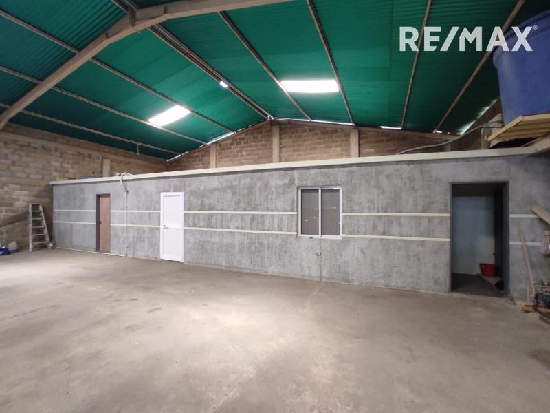 En Alquiler Local Industrial y Galpón La Puerta Maraven, Punto Fijo, Estado Falcón