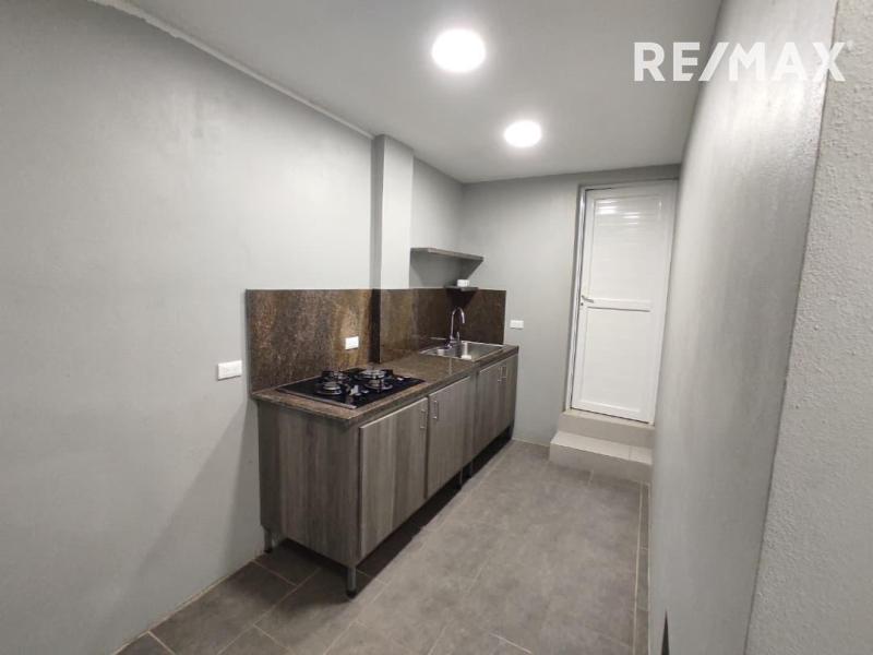 En Alquiler Local Industrial y Galpón La Puerta Maraven, Punto Fijo, Estado Falcón