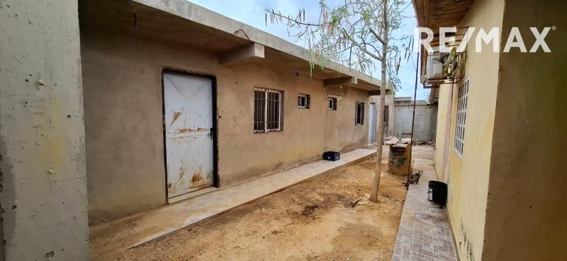 En Venta Casa o TownHouse Los Taques, Falcón, VEN