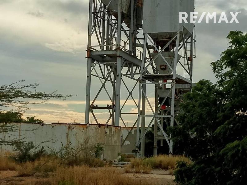 En Venta Local Industrial y Galpón Cardón, Falcón, 4167, VEN