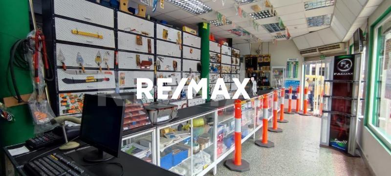 En Venta Edificio Avenida Principal de Bella Vista, Carirubana, Punto Fijo, Falcón, 4102, VEN