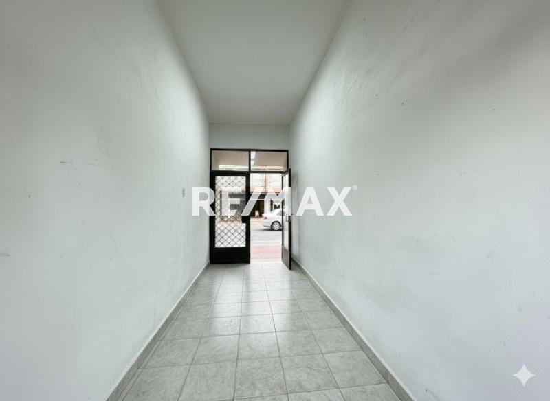 En Alquiler Local Comercial Calle Zamora, Centro, Punto Fijo, Falcón, 4102, VEN