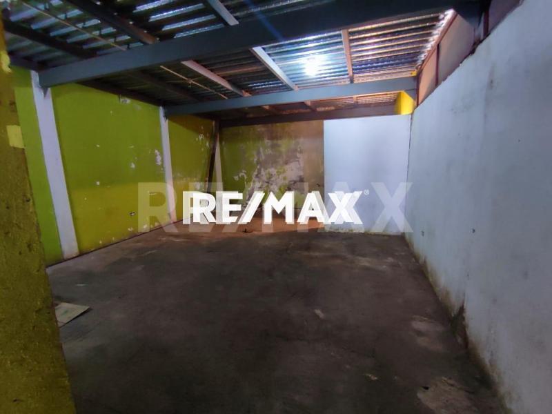 En Venta Terreno y Parcela Urbanización Santa Irene, Punto Fijo, Estado Falcón, Venezuela.