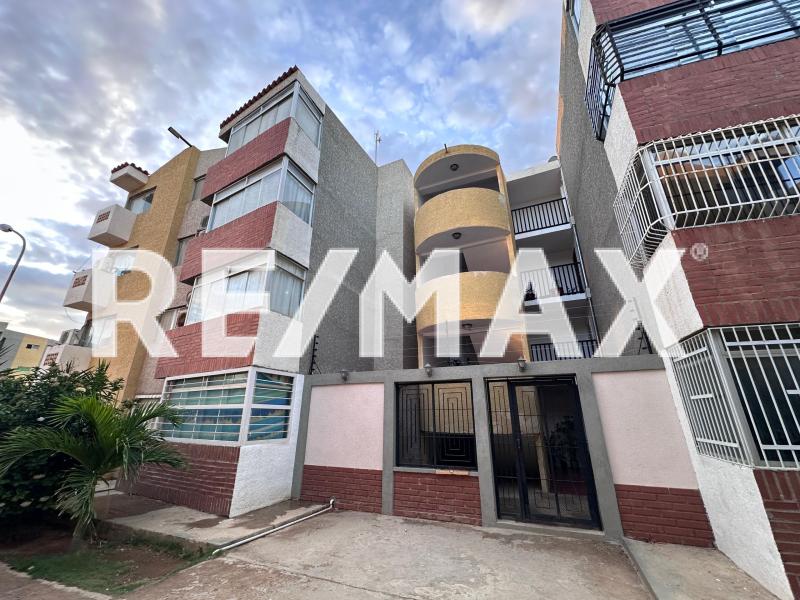 En Alquiler Apartamento Puerta Maraven, Cardón, Falcón, 4154, VEN