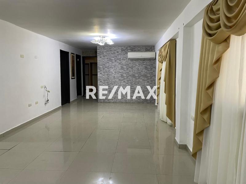 En Alquiler Casa o TownHouse Puerta Maraven, Cardón, Falcón, 4167, VEN