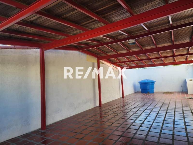 En Alquiler Casa o TownHouse Puerta Maraven, Cardón, Falcón, 4167, VEN