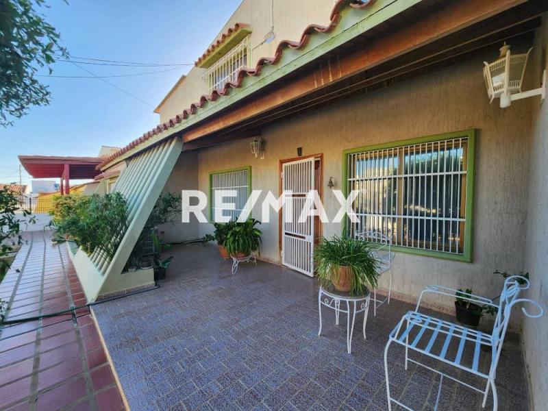 En Alquiler Casa o TownHouse Puerta Maraven, Cardón, Falcón, 4167, VEN