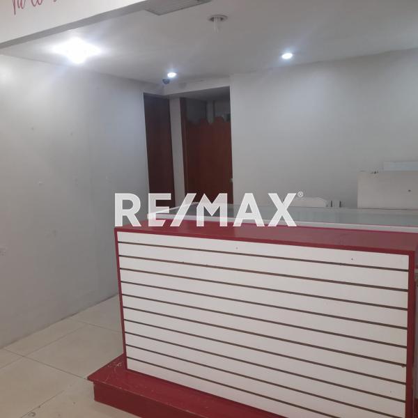 En Venta Local Comercial Sector Santa Teresa Puerta Maraven