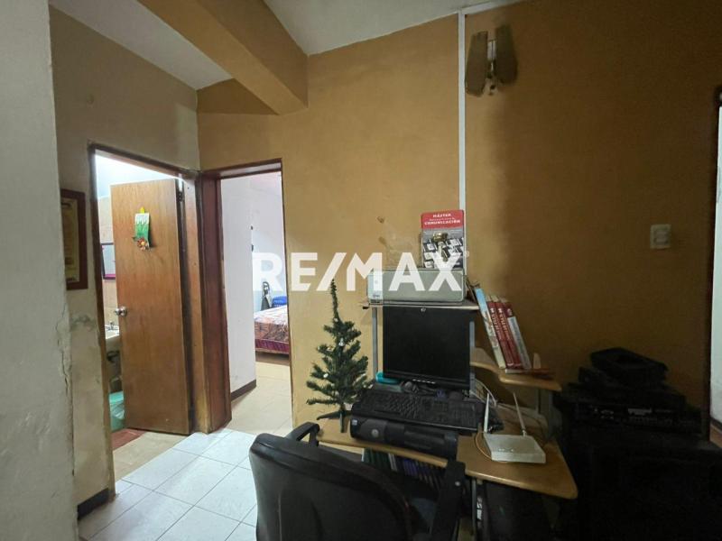 En Venta Casa o TownHouse avenida ollarvides puerta maraven