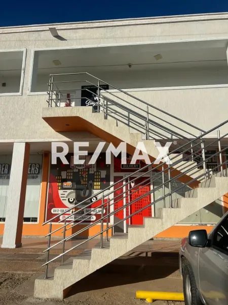 En Alquiler Oficina Puerta Maraven, Cardón, Falcón, 4167, VEN