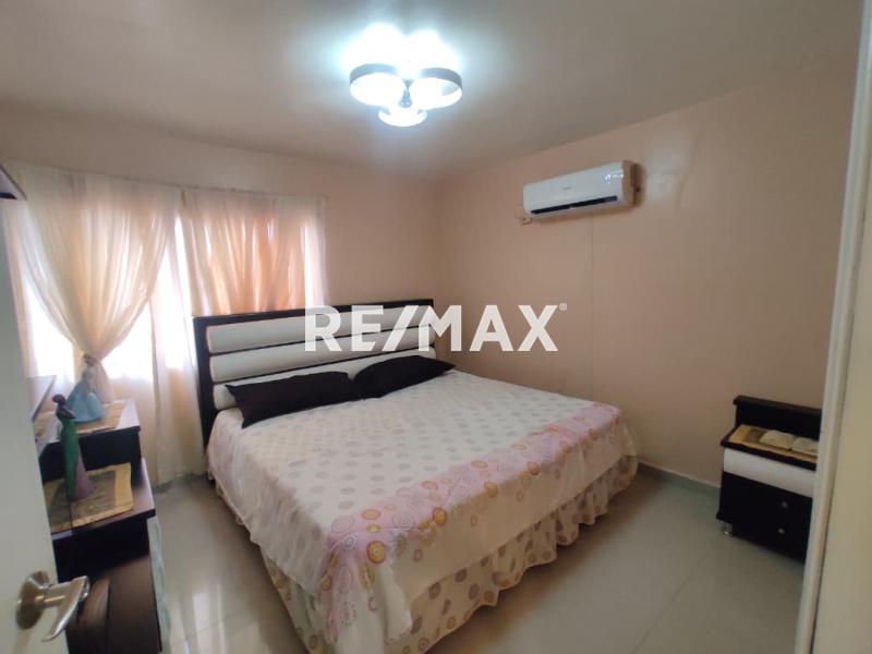 En Venta Casa o TownHouse Urbanización Santa Irene, Punto Fijo.