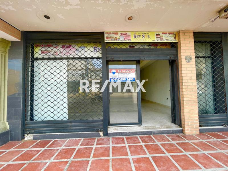 En Alquiler Local Comercial Centro, Punto Fijo, Falcón, 4102, VEN
