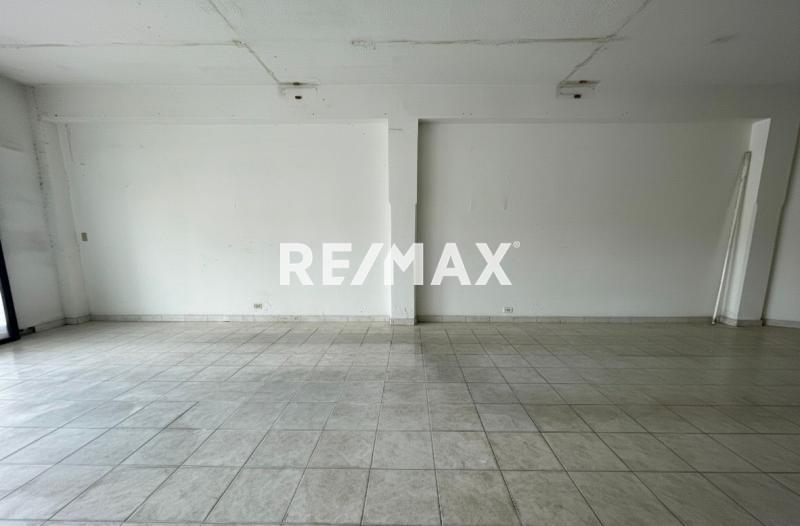 En Alquiler Local Comercial Centro, Punto Fijo, Falcón, 4102, VEN