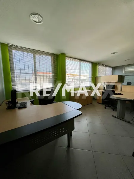 En Venta Local Industrial y Galpón Las Piedras, Punto Fijo, Falcón, 4102, VEN