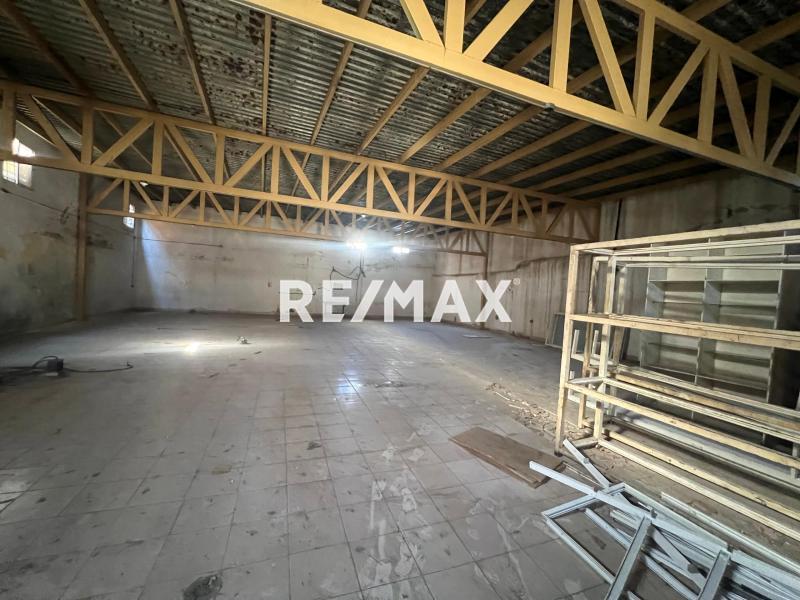 En Venta Local Industrial y Galpón Las Piedras, Punto Fijo, Falcón, 4102, VEN