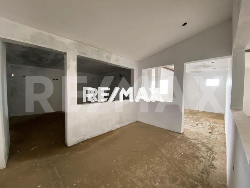 En Venta Edificio AV. GENERAL PELAYO PUERTA MARAVEN