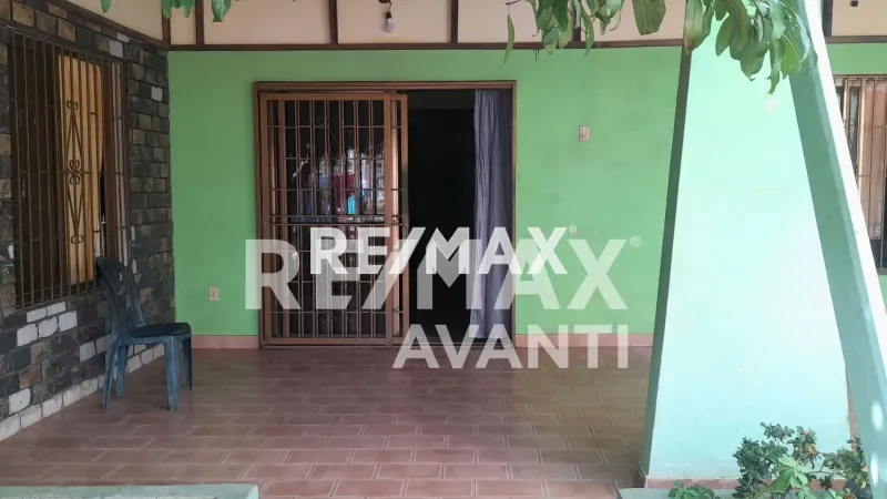 En Venta Casa o TownHouse Avenida 14, Cardón, Falcón, 4154, VEN