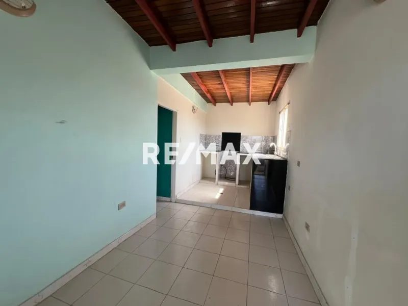 En Alquiler Apartamento URBANIZACION CASACOIMA