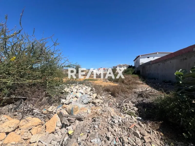 En Venta Terreno y Parcela CALLE SAN ROMAN PUERTA MARAVEN