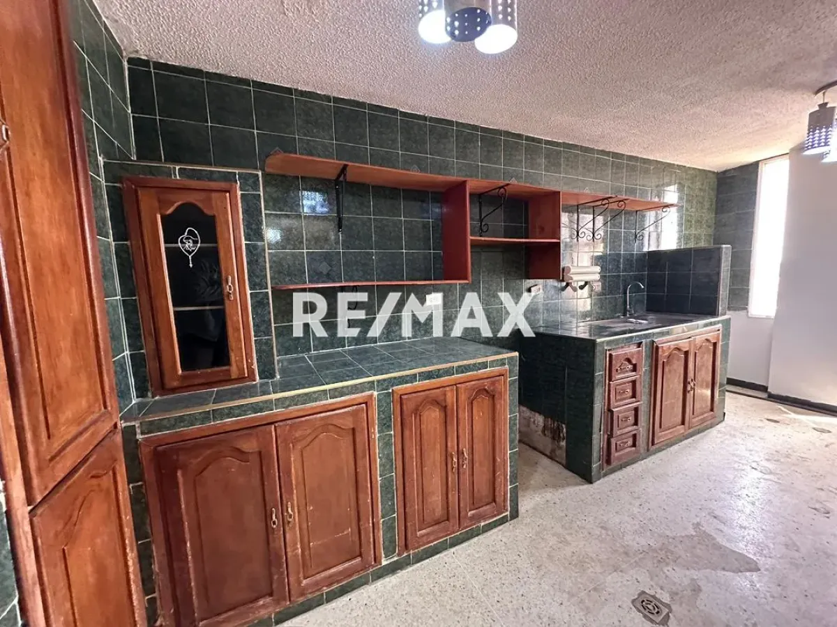 En Alquiler Apartamento Urb Santa Irene, Punto Fijo, Carirubana, Falcón, 4102, VEN