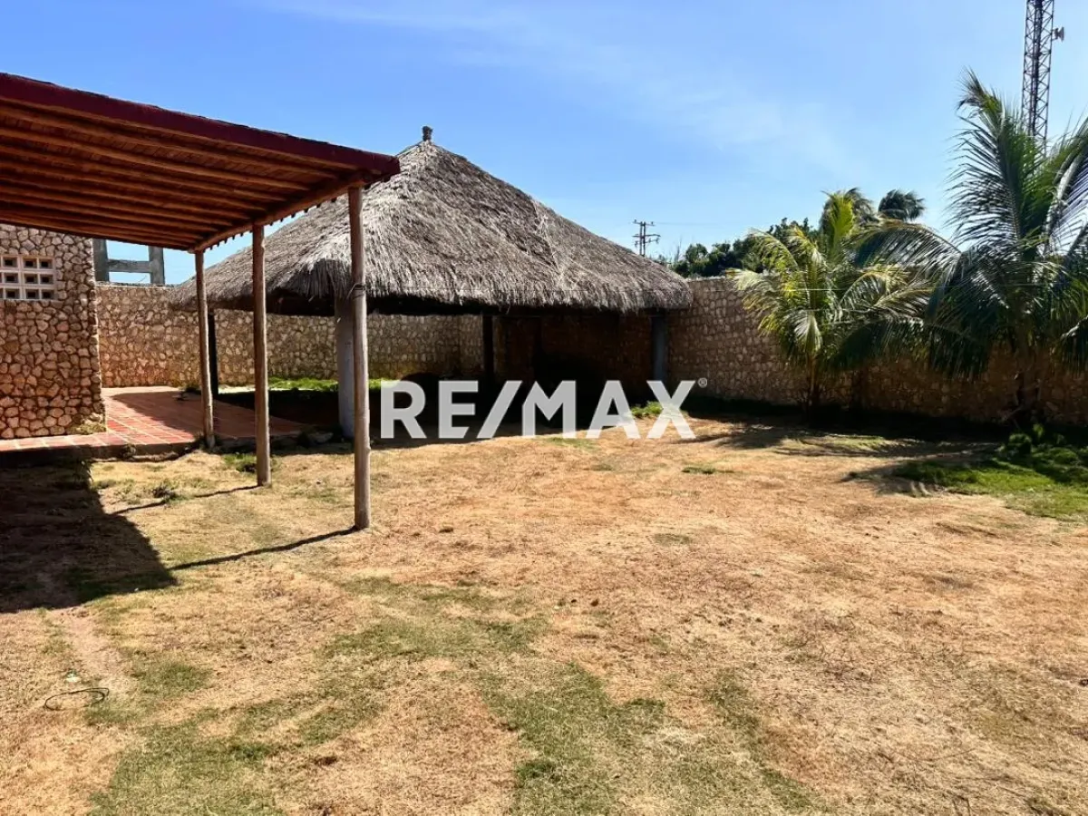 En Venta Posada Turística Adicora, Falcón, 4142, VEN